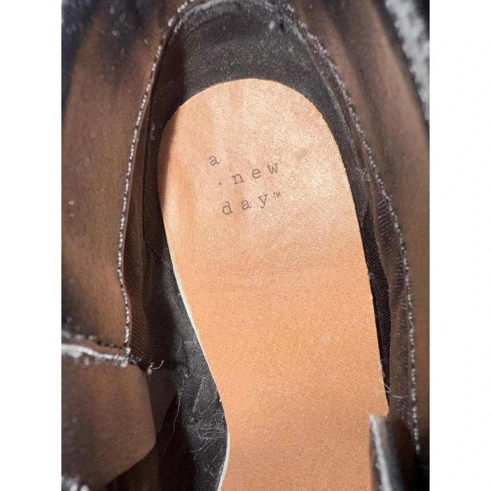 A New Day Boots Womens 8 Kolie Casual Side Zip Wedge Bootie‎ Black Faux Leather